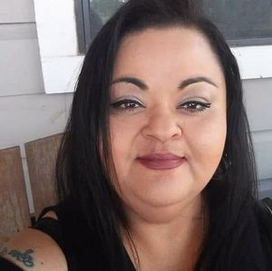 Meet your Posher, Cynthia